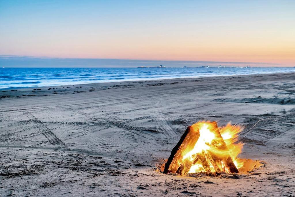 Villa Beachfront*Spectacular View*4 Bd*Sleeps 14 à Bolivar Peninsula Extérieur photo